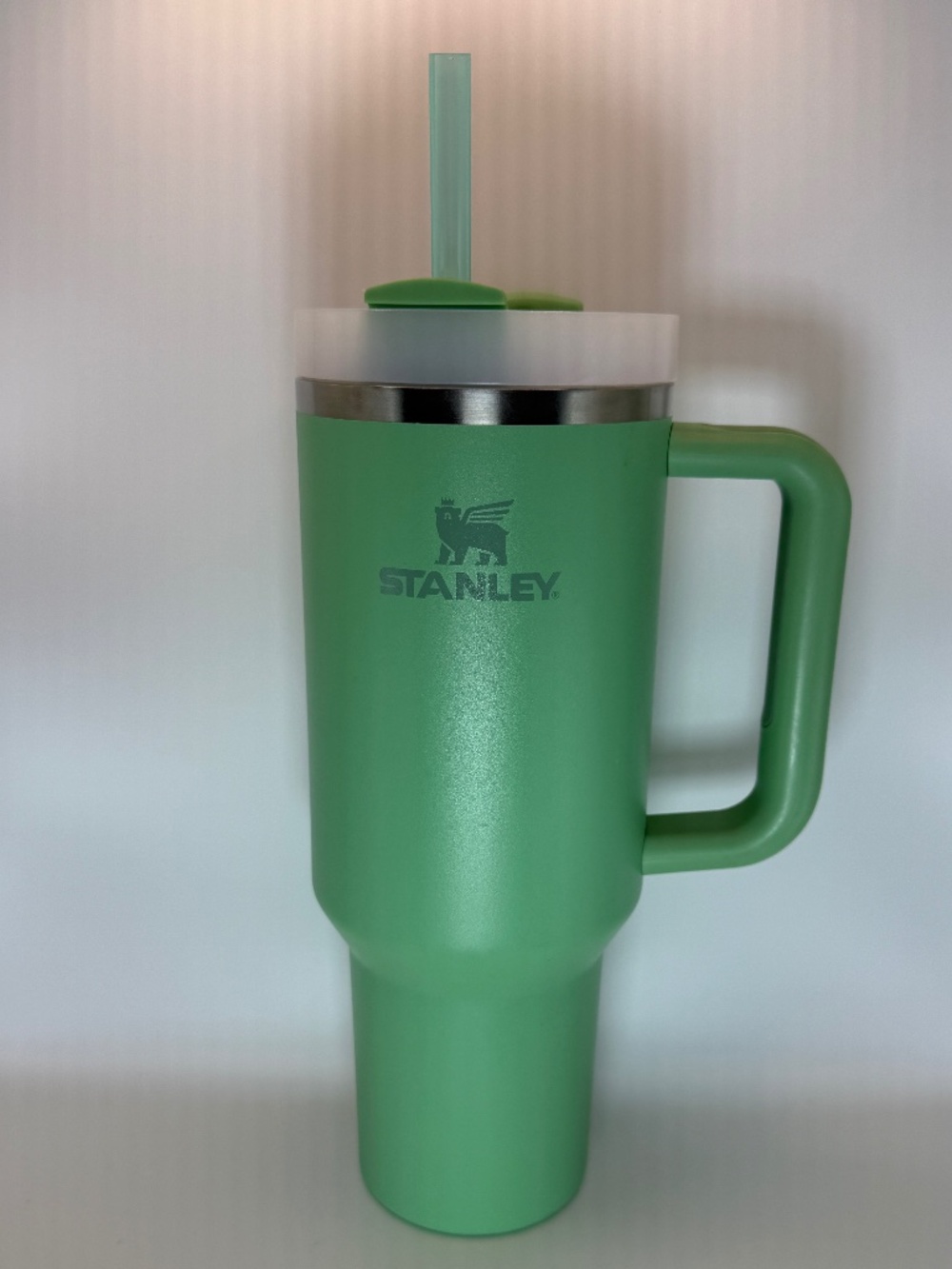 Stanley Quencher 40 oz Green Tumbler with Handle Lid & Straw
